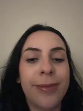 Morguisssz online show from May 22, 2026, 2:09 am