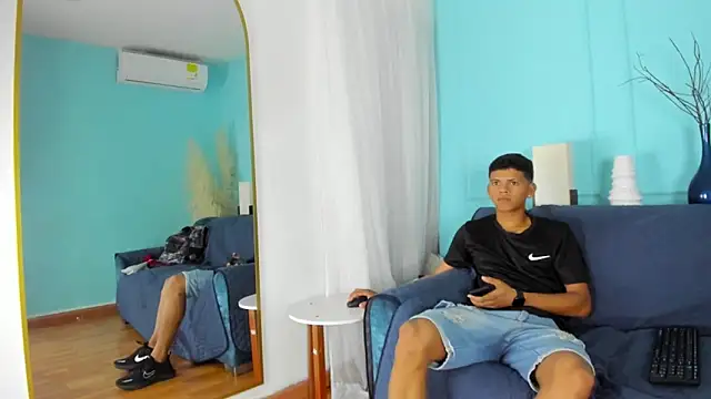 Jeffry wolvess online show from March 14, 2025, 8:17 pm