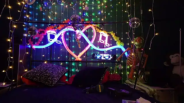 Snapshot of anonymouszN chatting on February 26, 2026, 9:37 pm anonymouszN online show from February 26, 2026, 9:37 pm