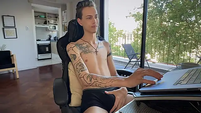 Den BlueXx online show from March 13, 2026, 8:25 pm