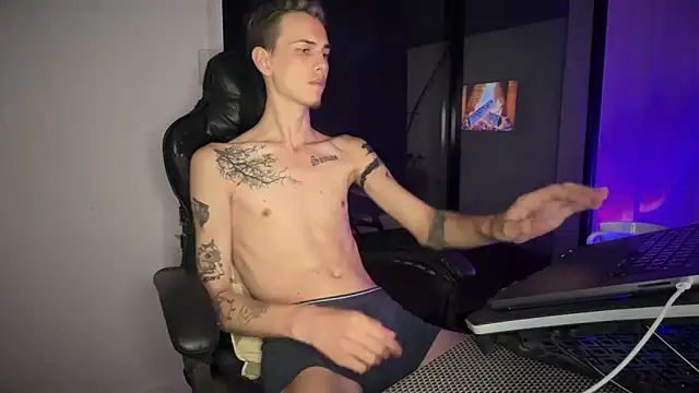 Snapshot of Den_BlueXx chatting on February 19, 2026, 1:46 am Den BlueXx online show from February 19, 2026, 1:46 am