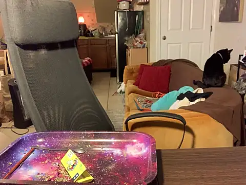 BigKittyRaven online show from December 12, 2024, 5:04 pm