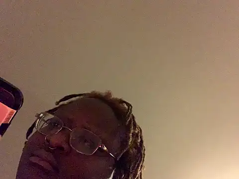 BigKittyRaven online show from December 16, 2024, 4:34 am