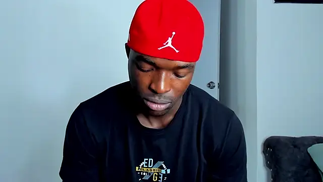 Dylan Taylor online show from April 13, 2026, 11:36 am