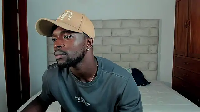 Dylan Taylor online show from November 22, 2025, 12:37 pm