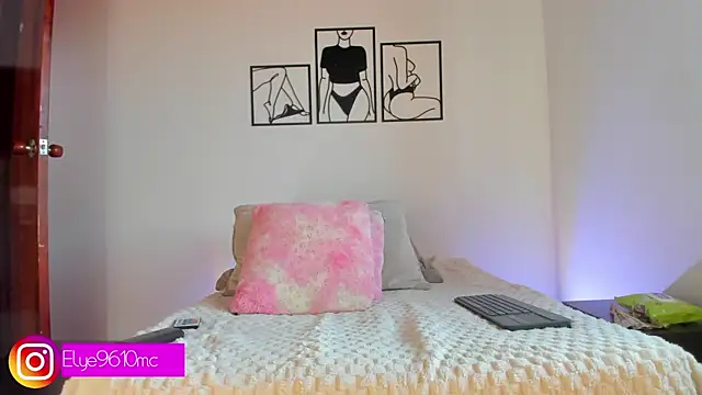 ellie mcdonald online show from July 14, 2026, 9:54 pm