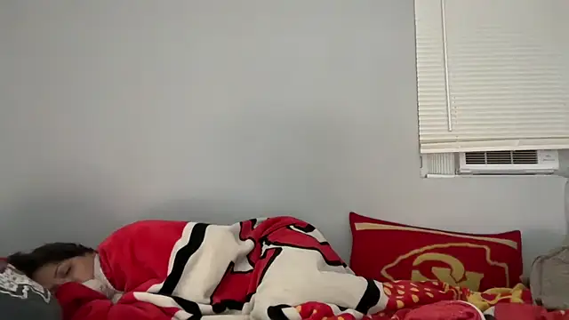 skarfosbabes69 online show from April 4, 2026, 11:17 am