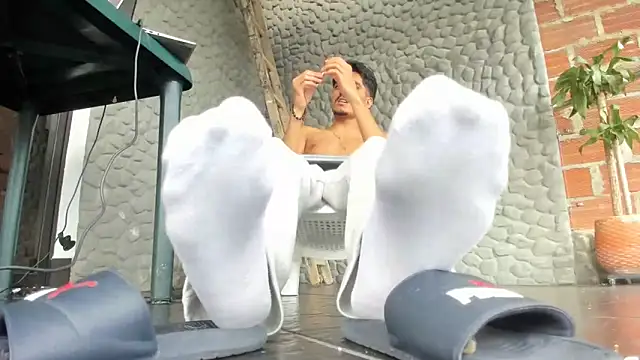 latin bbc online show from October 14, 2025, 6:41 pm