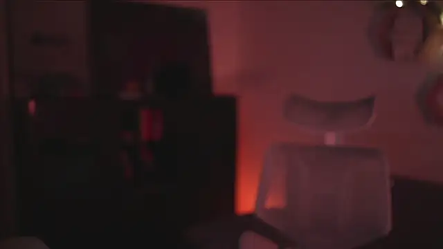 Snapshot of Berberis__Silene chatting on September 11, 2025, 8:20 pm Berberis Silene online show from September 11, 2025, 8:20 pm