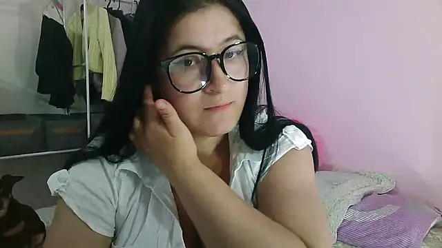 kami lexy online show from December 5, 2025, 8:39 pm