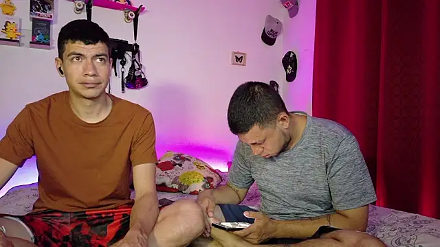 Snapshot of Nymphobuddies chatting on February 19, 2026, 3:03 am Nymphobuddies online show from February 19, 2026, 3:03 am