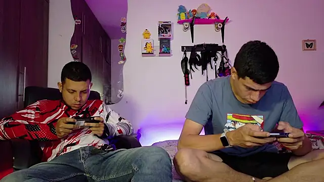 Snapshot of Nymphobuddies chatting on February 21, 2026, 1:40 am Nymphobuddies online show from February 21, 2026, 1:40 am