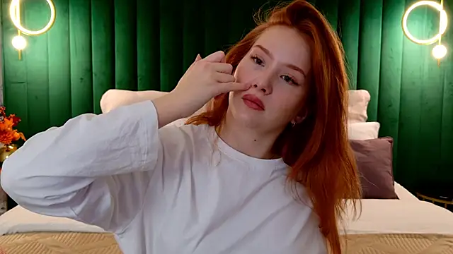 MichelleReid online show from October 13, 2025, 3:08 am