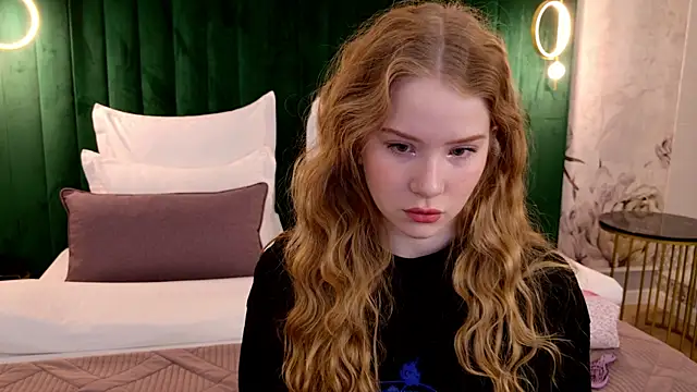 MichelleReid online show from March 14, 2025, 3:04 am