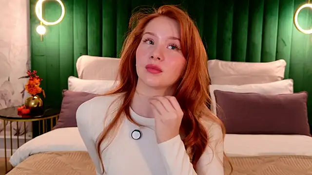 MichelleReid online show from October 10, 2025, 3:07 am