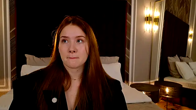 MichelleReid online show from November 30, 2025, 9:10 am