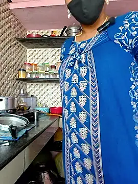 Tamil Shalini Lustyy online show from October 26, 2025, 4:35 am