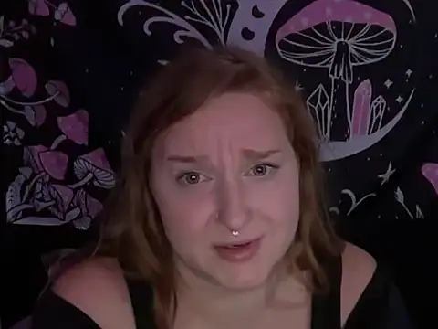 thickgingergoddess online show from October 6, 2025, 4:02 am