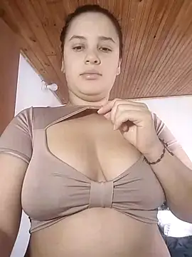 Victoria Ponce1 online show from October 12, 2025, 6:53 pm