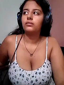 Snapshot of Babydol18_ chatting on March 1, 2025, 3:32 am Babydol18 online show from March 1, 2025, 3:32 am