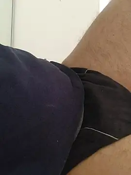 samee00721 online show from April 3, 2026, 7:59 am