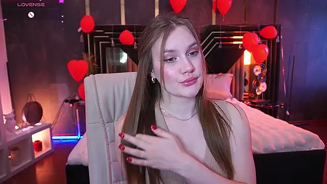 FoxyyKate online show from February 22, 2026, 5:32 am