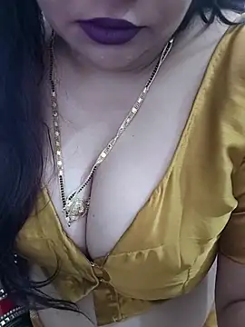 Mayuri77 online show from October 7, 2025, 7:20 am