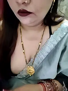 Mayuri77 online show from October 17, 2025, 8:06 am