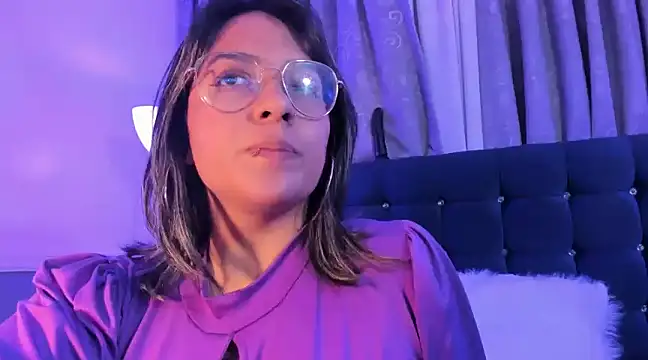 Snapshot of Pandoracherry chatting on February 5, 2025, 9:46 am Pandoracherry online show from February 5, 2025, 9:46 am