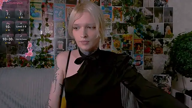 Simona Rain online show from October 1, 2025, 9:51 pm