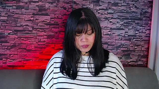 sofi bronw online show from March 15, 2025, 2:34 pm