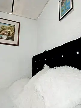 ElizabethWeil online show from November 20, 2025, 2:07 pm