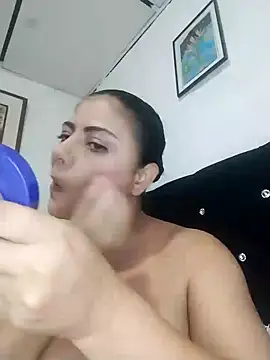 ElizabethWeil online show from December 4, 2025, 12:42 am