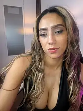 Snapshot of salome_drasin chatting on September 11, 2025, 3:39 am salome drasin online show from September 11, 2025, 3:39 am