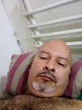 Snapshot of Juan_45 chatting on June 3, 2026, 2:33 pm Juan 45 online show from June 3, 2026, 2:33 pm