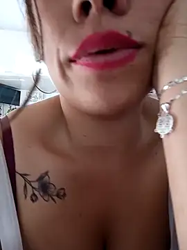 LIZ-06  online show from March 20, 2025, 4:09 pm