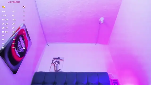 Snapshot of Hellen_starx chatting on December 4, 2025, 1:10 pm Hellen starx online show from December 4, 2025, 1:10 pm