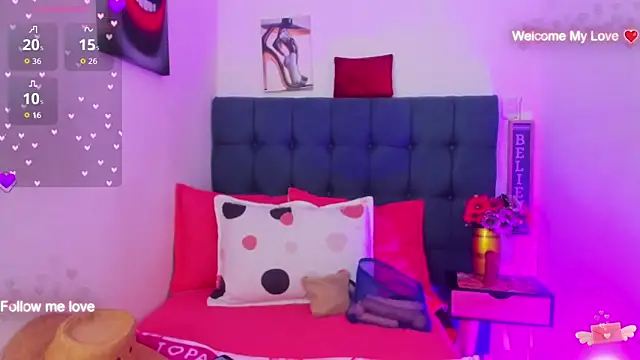 Snapshot of Hellen_starx chatting on September 12, 2025, 4:23 am Hellen starx online show from September 12, 2025, 4:23 am