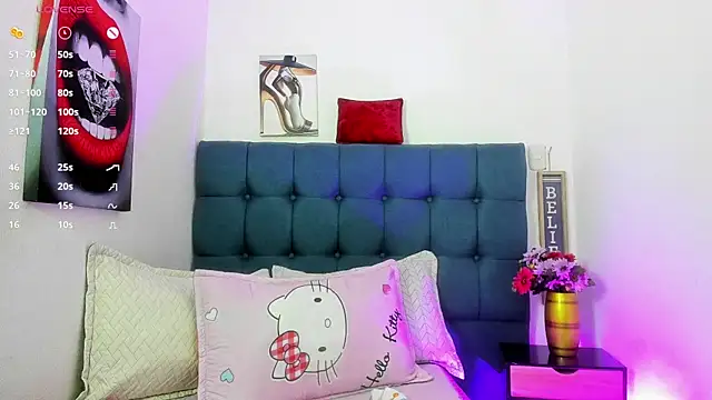 Snapshot of Hellen_starx chatting on November 18, 2025, 1:03 pm Hellen starx online show from November 18, 2025, 1:03 pm