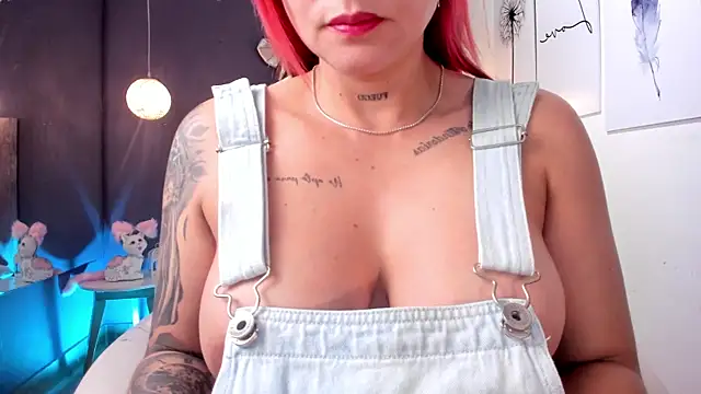 cami rouxxx  online show from September 10, 2025, 9:14 pm