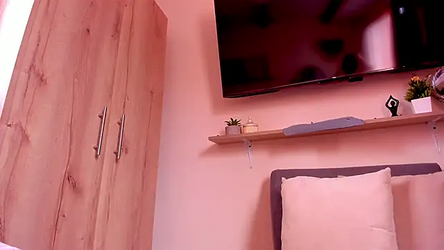 Snapshot of sofiaVelez01 chatting on April 22, 2026, 4:03 pm sofiaVelez01 online show from April 22, 2026, 4:03 pm