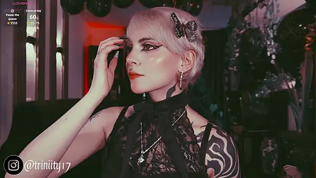 Snapshot of Trinity___s chatting on September 22, 2025, 5:02 am Trinity s online show from September 22, 2025, 5:02 am