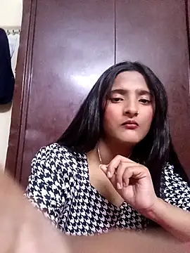 Snapshot of BabySlimmy10 chatting on February 18, 2026, 5:53 pm BabySlimmy10 online show from February 18, 2026, 5:53 pm