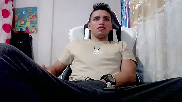 danilo302209 online show from January 27, 2025, 12:16 pm