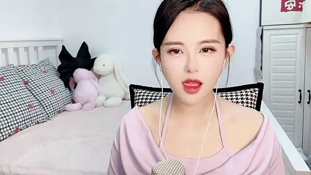 XINXINh online show from January 25, 2025, 8:00 am