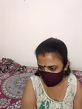 Cute-manisha online show from April 8, 2026, 2:13 am