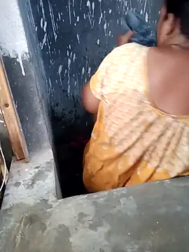 Hotty-rumi online show from October 28, 2025, 5:50 am