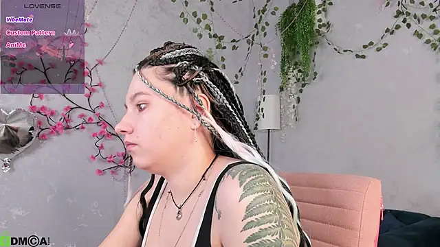 Snapshot of Bonni_Meiz chatting on February 20, 2026, 3:03 am Bonni Meiz online show from February 20, 2026, 3:03 am