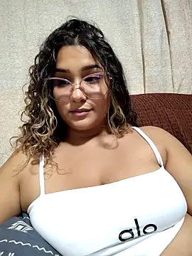 BrendaGirs online show from April 4, 2026, 2:29 am