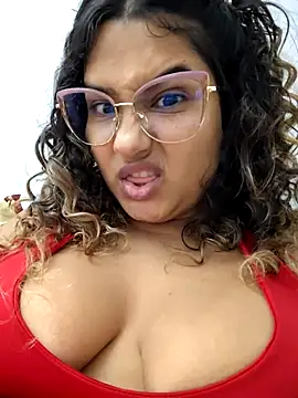 BrendaGirs online show from May 11, 2026, 2:46 am
